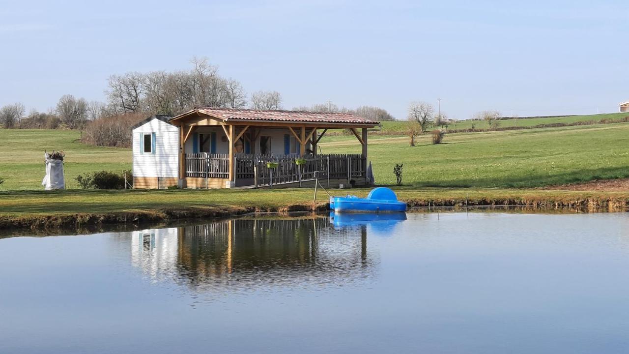 Etang Pre De La Font Hotell Cercles Exteriör bild
